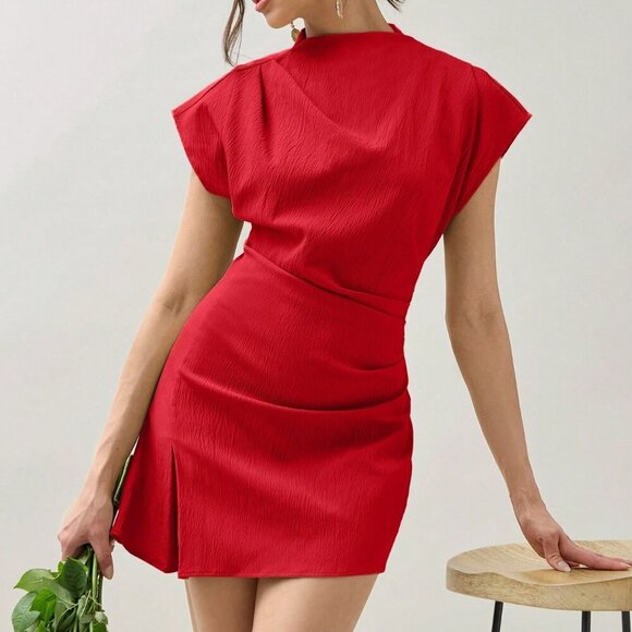 Red Elegant Women's Pleated Collar Short Sleeve Blouse - Picture 4 of 6